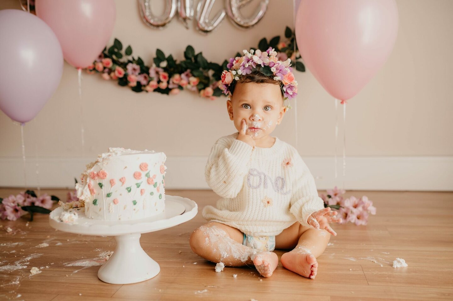 Flora - Smash The Cake